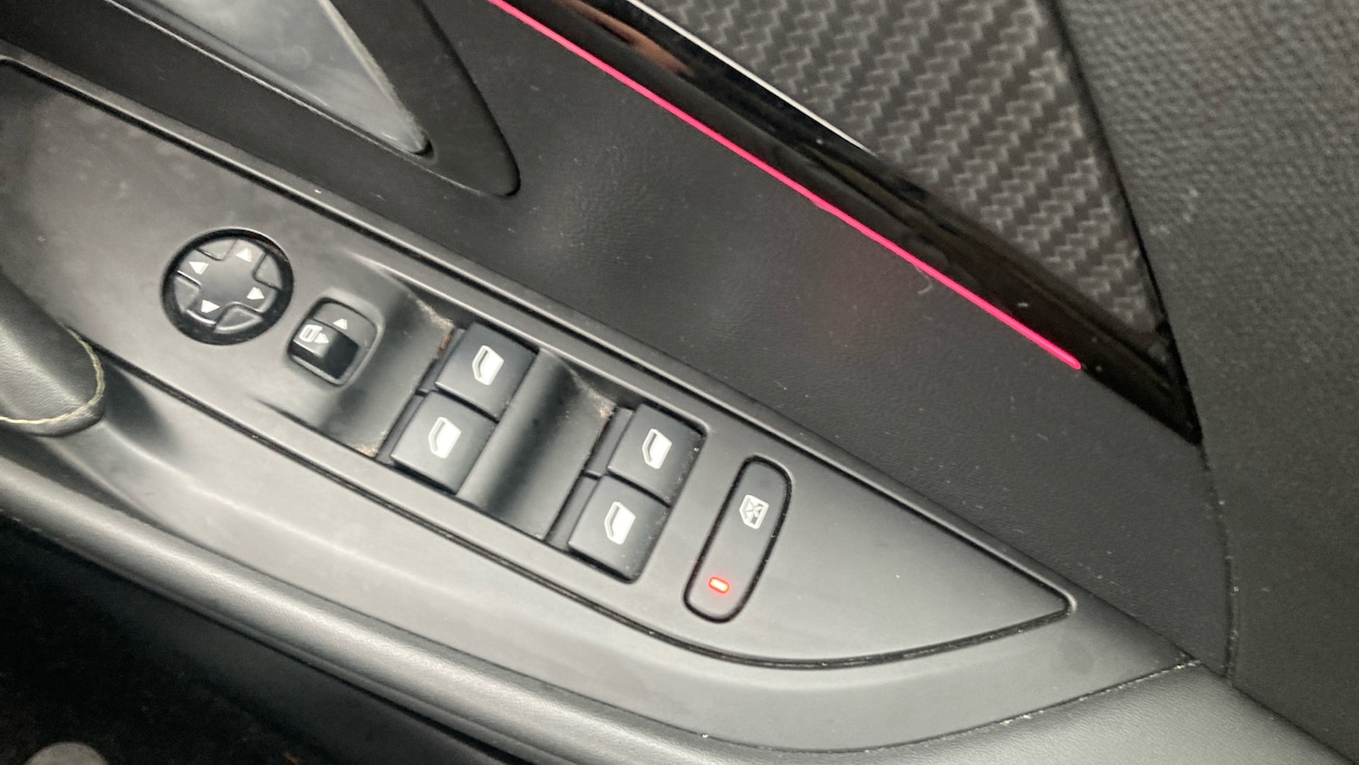 Used Peugeot 208 2020 for sale - 77136081: Photo 31