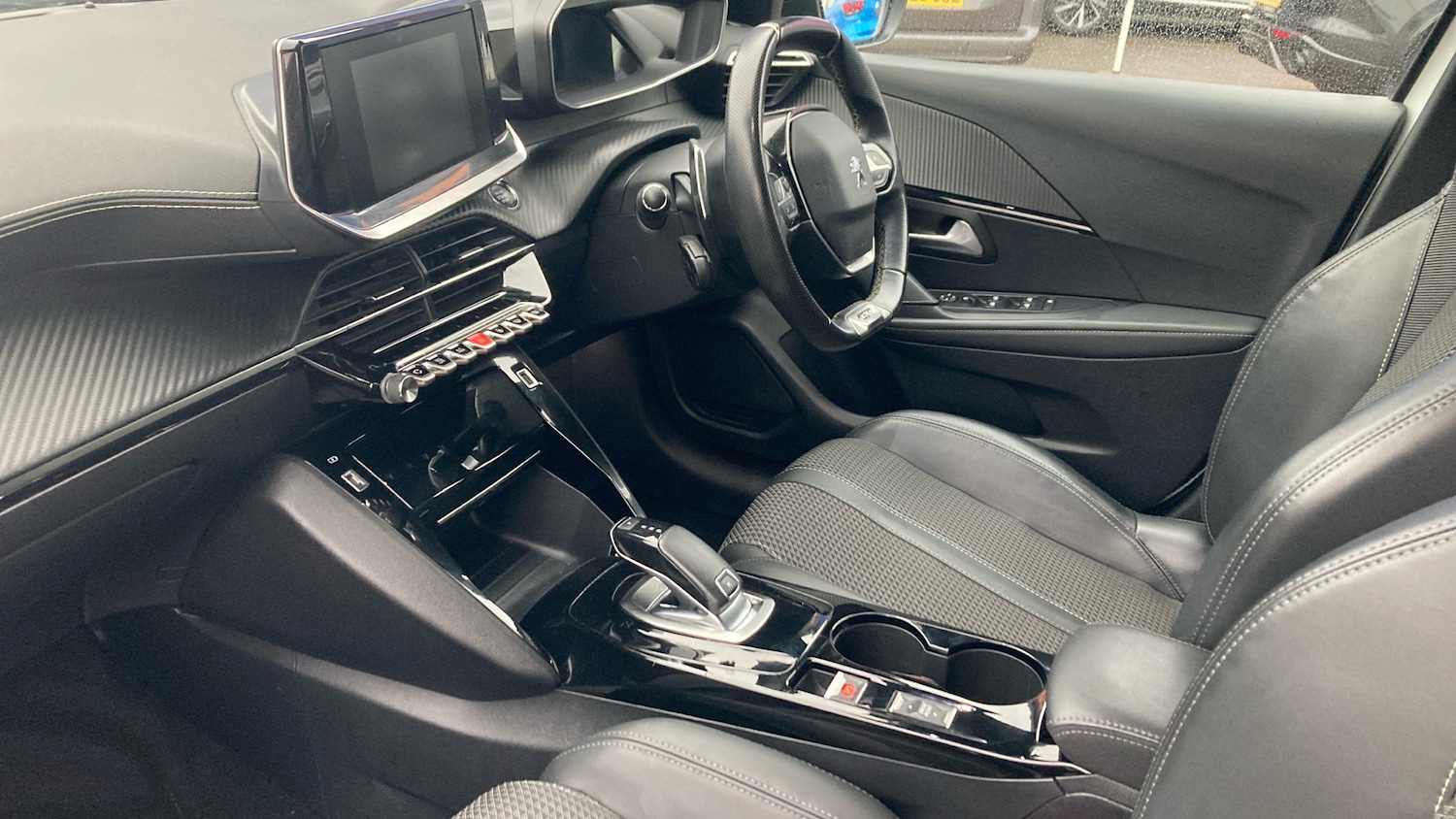 Used Peugeot 208 2020 for sale - 77136081: Photo 9