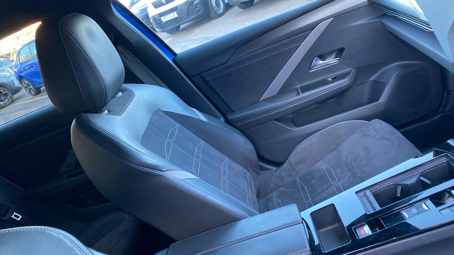 Used Vauxhall Astra 2023 for sale - 77171091: Photo 37