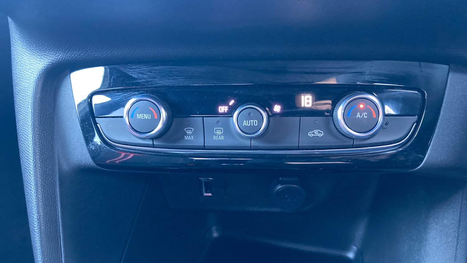 Used Vauxhall Corsa 2023 for sale - 76766855: Photo 31