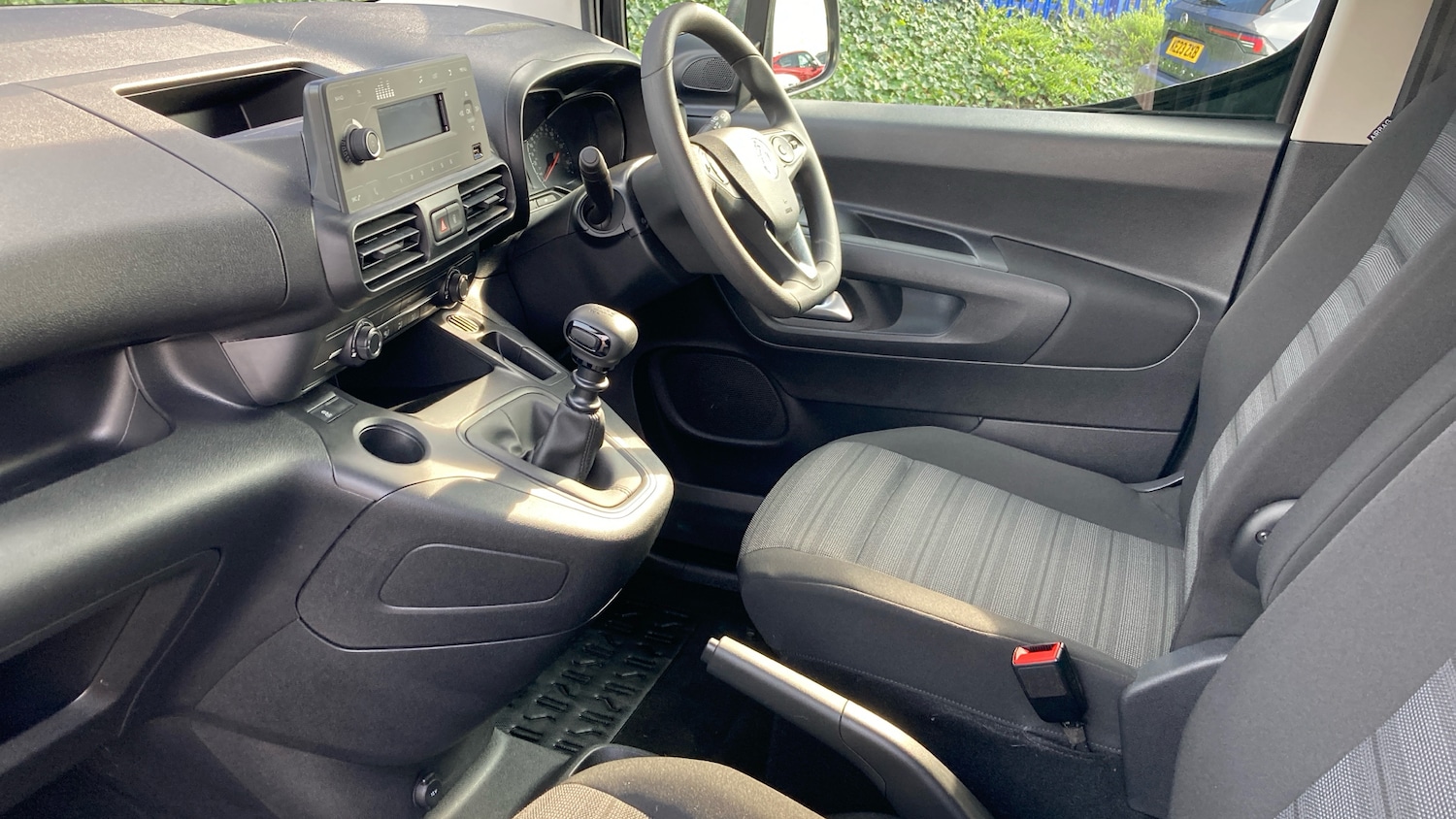 Used Vauxhall Combo Life 2022 for sale - 77984777: Photo 9