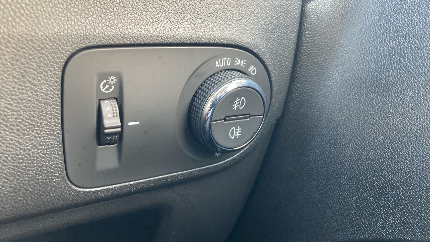 Used Vauxhall Crossland 2022 for sale - 77677022: Photo 29