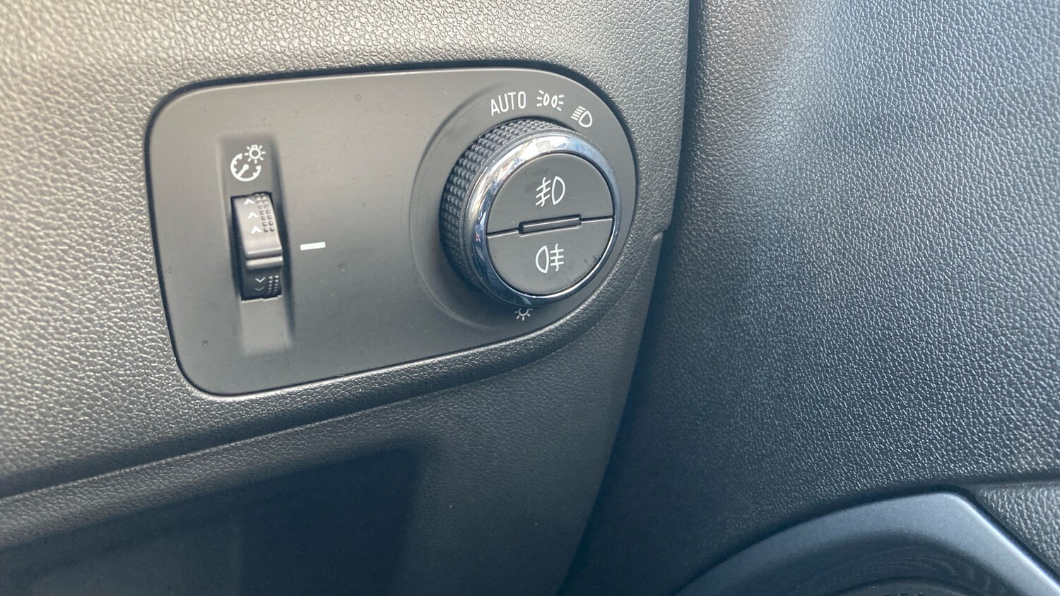 Used Vauxhall Crossland 2022 for sale - 77677022: Photo 38