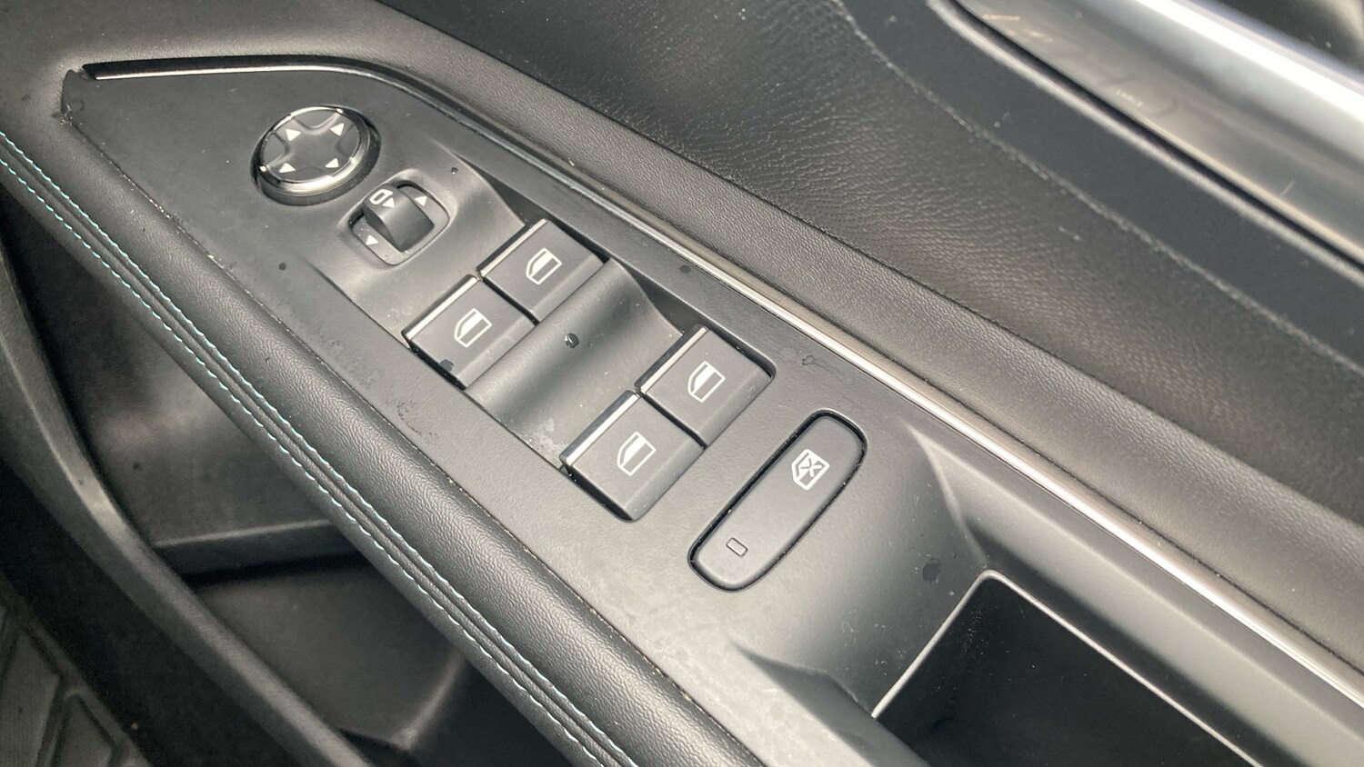 Used Peugeot 3008 2023 for sale - 76194702: Photo 25