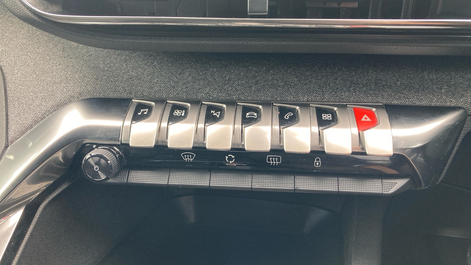 Used Peugeot 3008 2023 for sale - 76194702: Photo 30