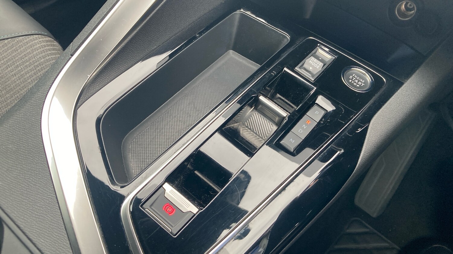 Used Peugeot 3008 2023 for sale - 76194702: Photo 31