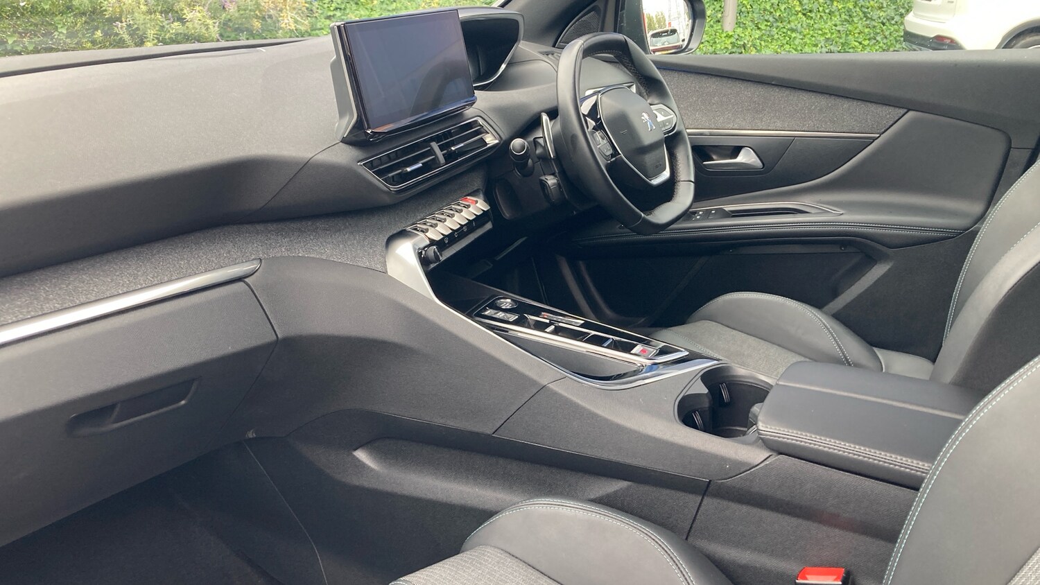 Used Peugeot 3008 2023 for sale - 76194702: Photo 9