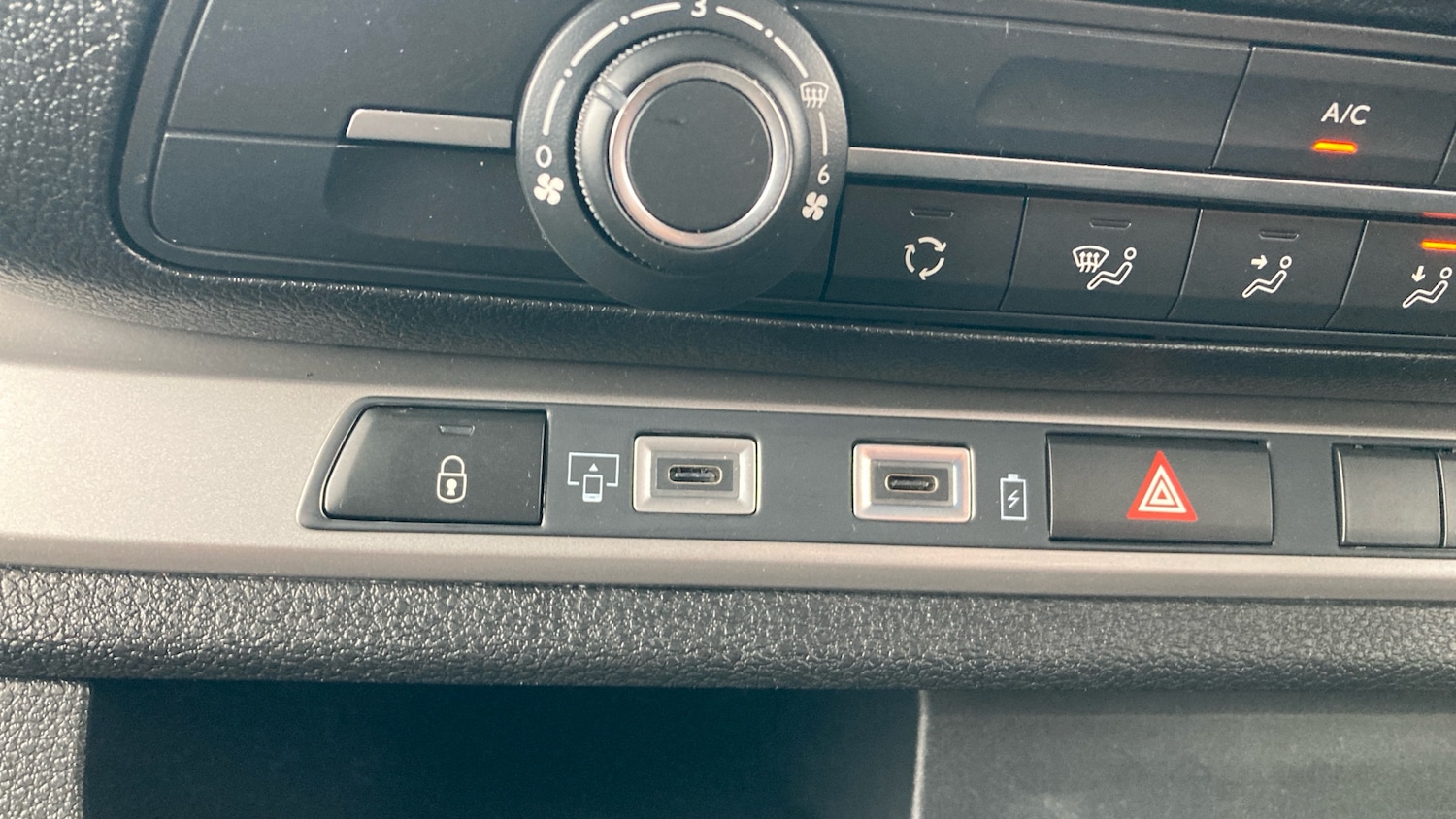 Used Vauxhall Vivaro 2024 for sale - 77661957: Photo 37