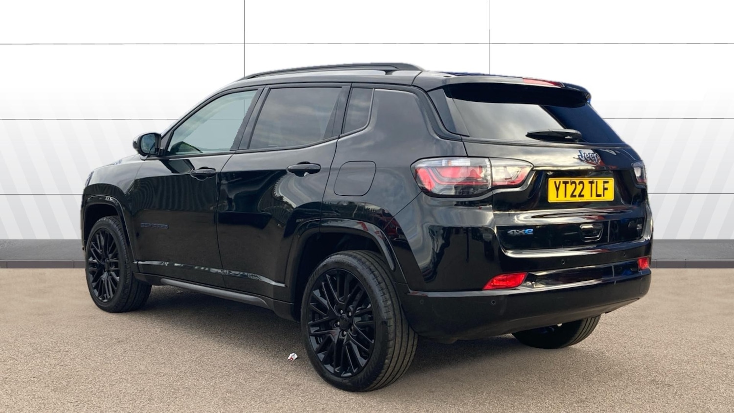 Used Jeep Compass 2022 for sale - 76504404: Photo 2