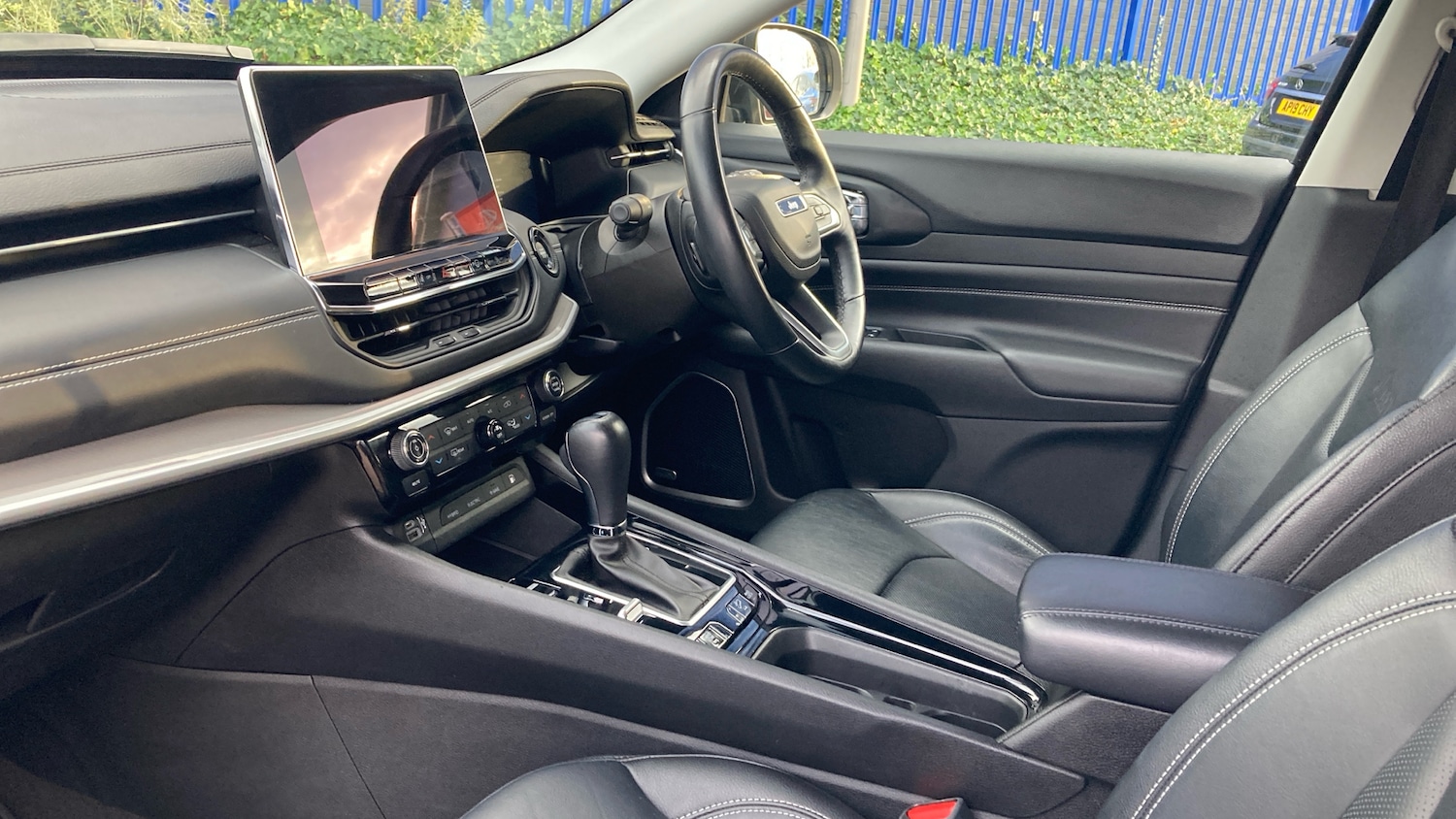 Used Jeep Compass 2022 for sale - 76504404: Photo 9