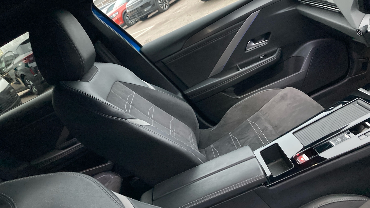 Used Vauxhall Astra 2023 for sale - 77063860: Photo 36