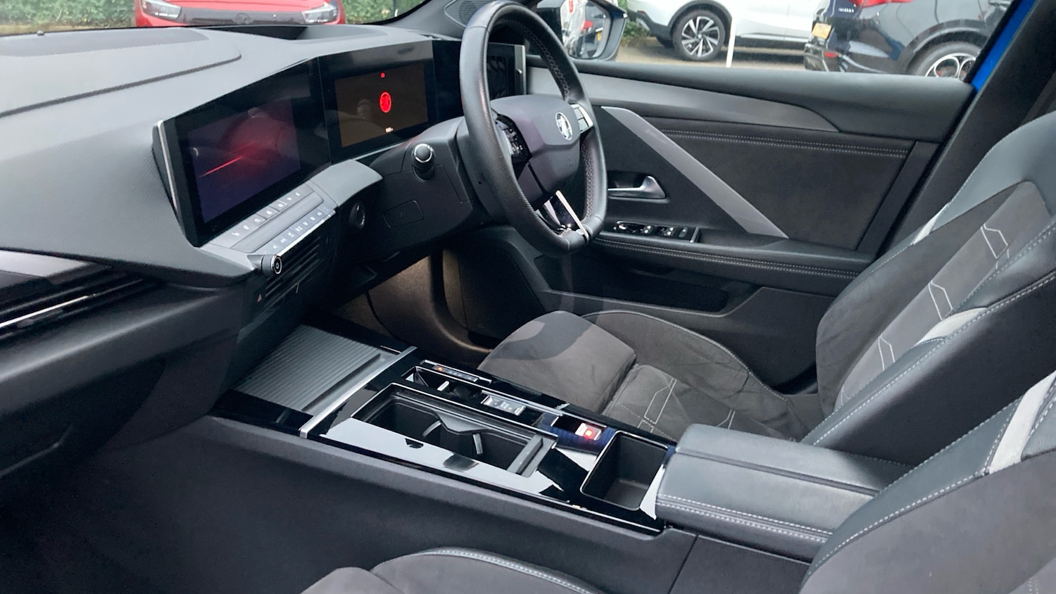 Used Vauxhall Astra 2023 for sale - 77063860: Photo 9