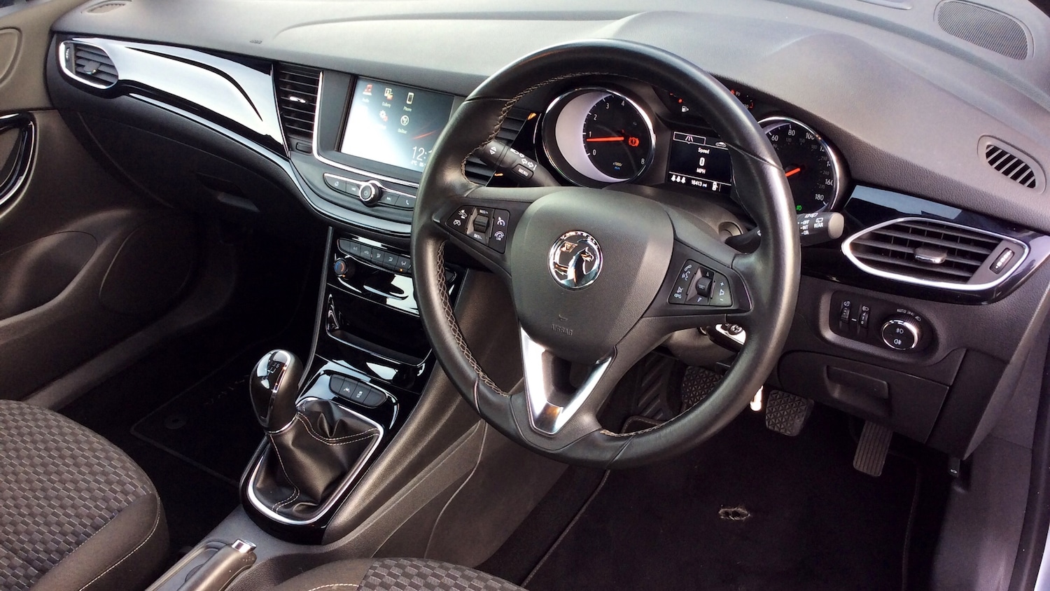 Used Vauxhall Astra 2017 for sale - 76894370: Photo 11