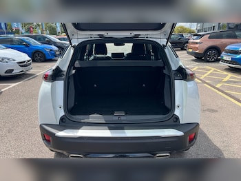 Used Peugeot 2008 2023 for sale - 79368784: Photo