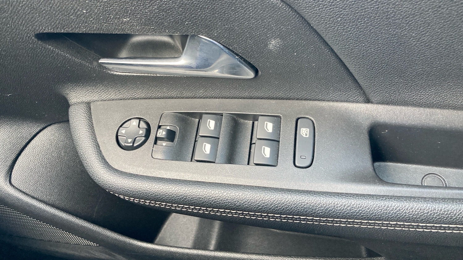 Used Vauxhall Mokka 2022 for sale - 77665500: Photo 31