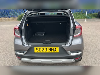 Used Renault Captur 2023 for sale - 79272635: Photo