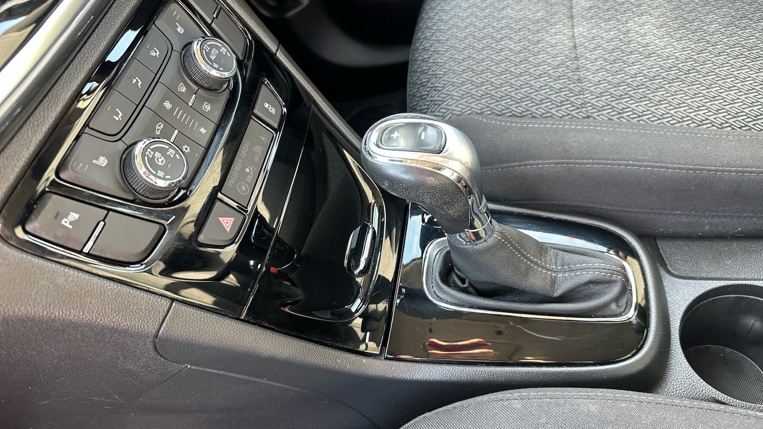 Used Vauxhall Mokka X 2017 for sale - 77774979: Photo 13