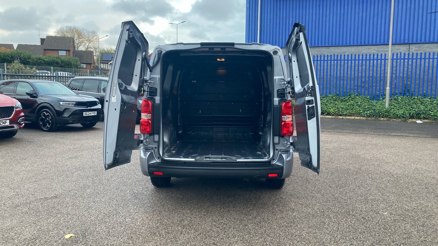 Used Vauxhall Vivaro 2021 for sale - 76507274: Photo 3