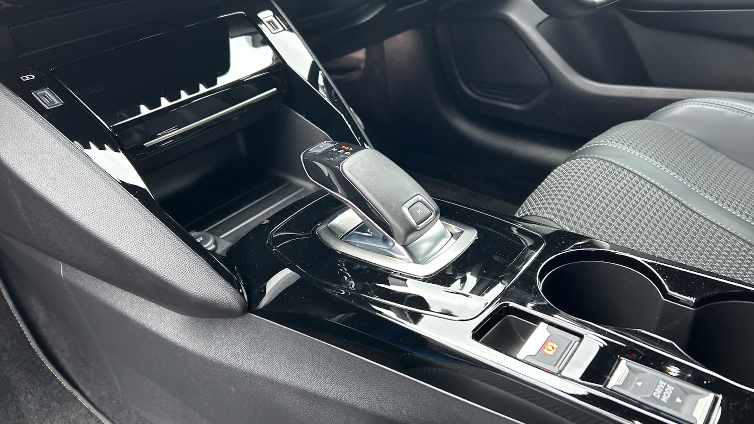 Used Peugeot 208 2020 for sale - 77618818: Photo 13