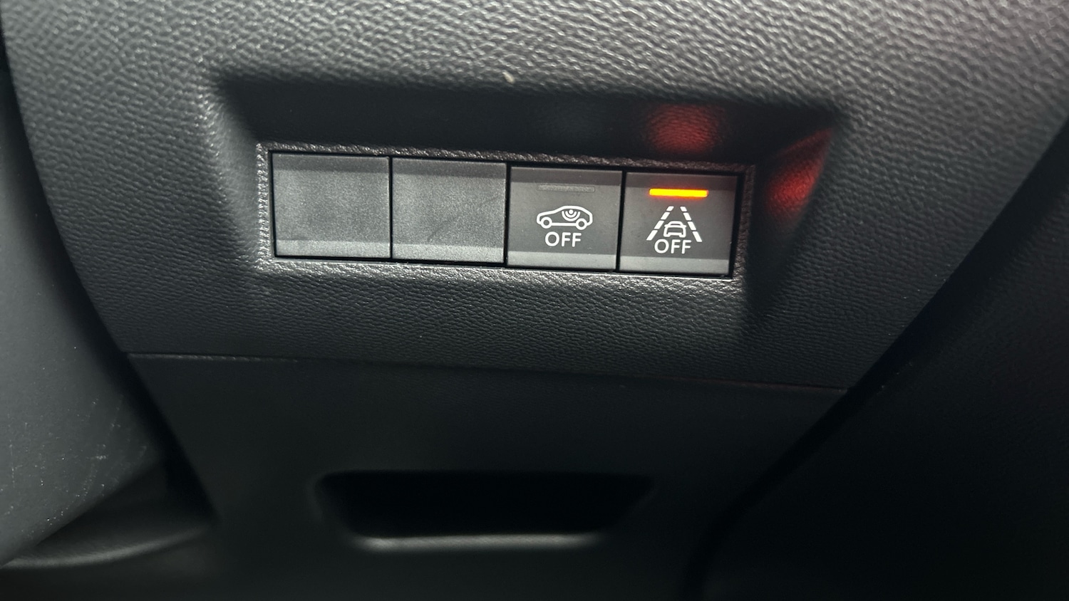 Used Peugeot 208 2020 for sale - 77618818: Photo 32