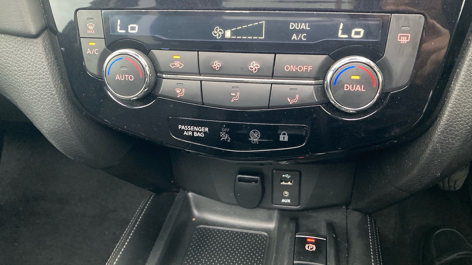 Used Nissan X-Trail 2019 for sale - 76541307: Photo 30