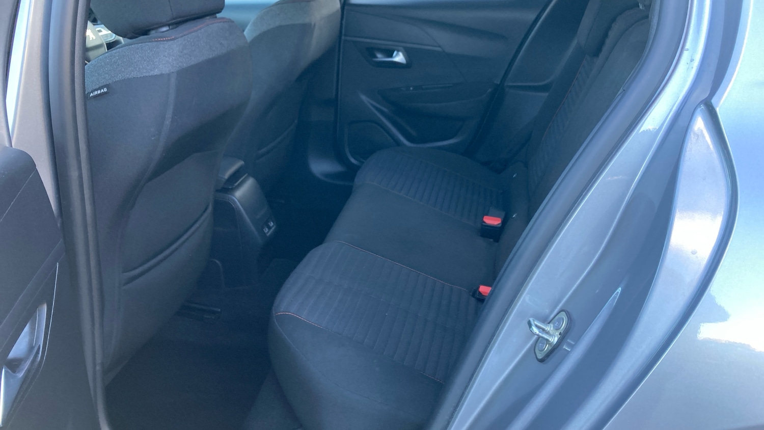 Used Peugeot 208 2023 for sale - 76844761: Photo 16