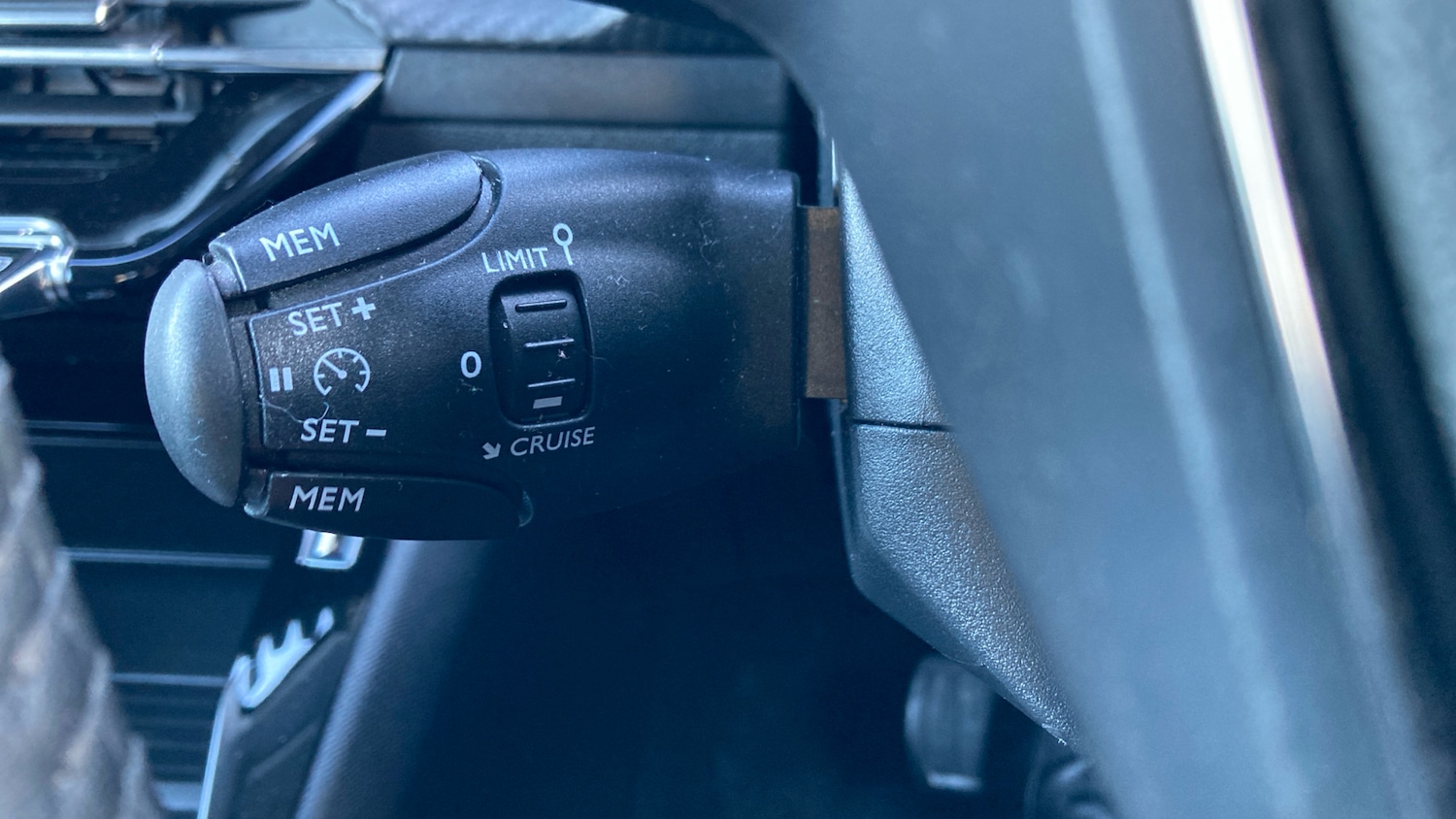 Used Peugeot 208 2023 for sale - 76844761: Photo 34