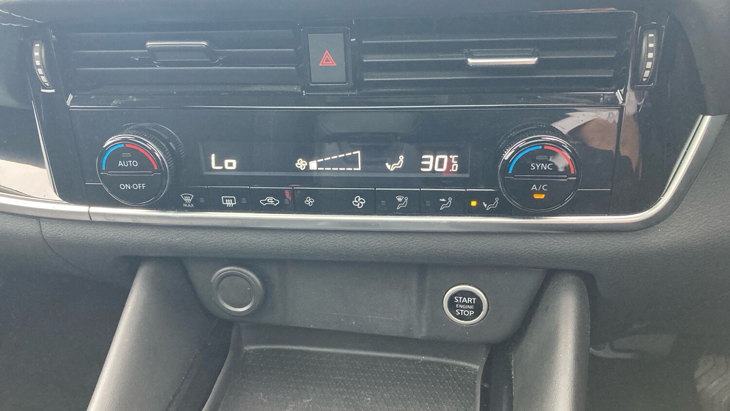 Used Nissan Qashqai 2022 for sale - 76340463: Photo 38