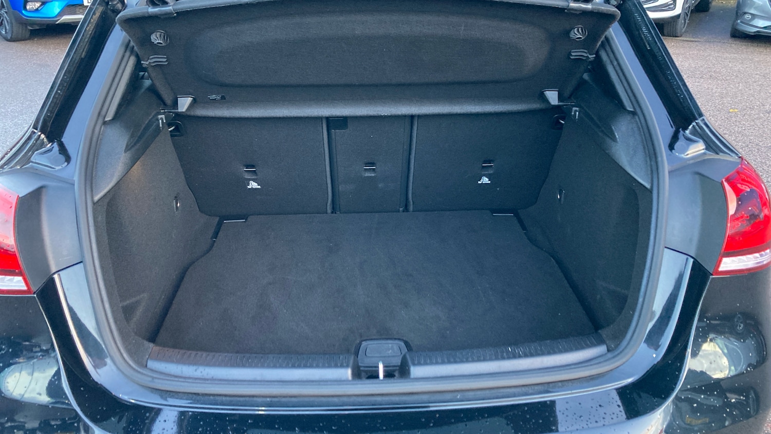 Used Mercedes-Benz A-Class 2020 for sale - 76877821: Photo 4