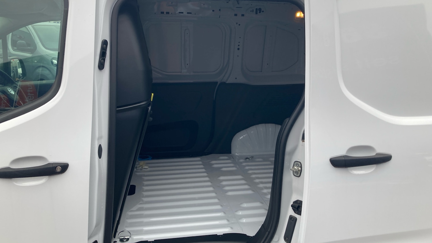 Used Vauxhall Combo 2024 for sale - 76779247: Photo 5