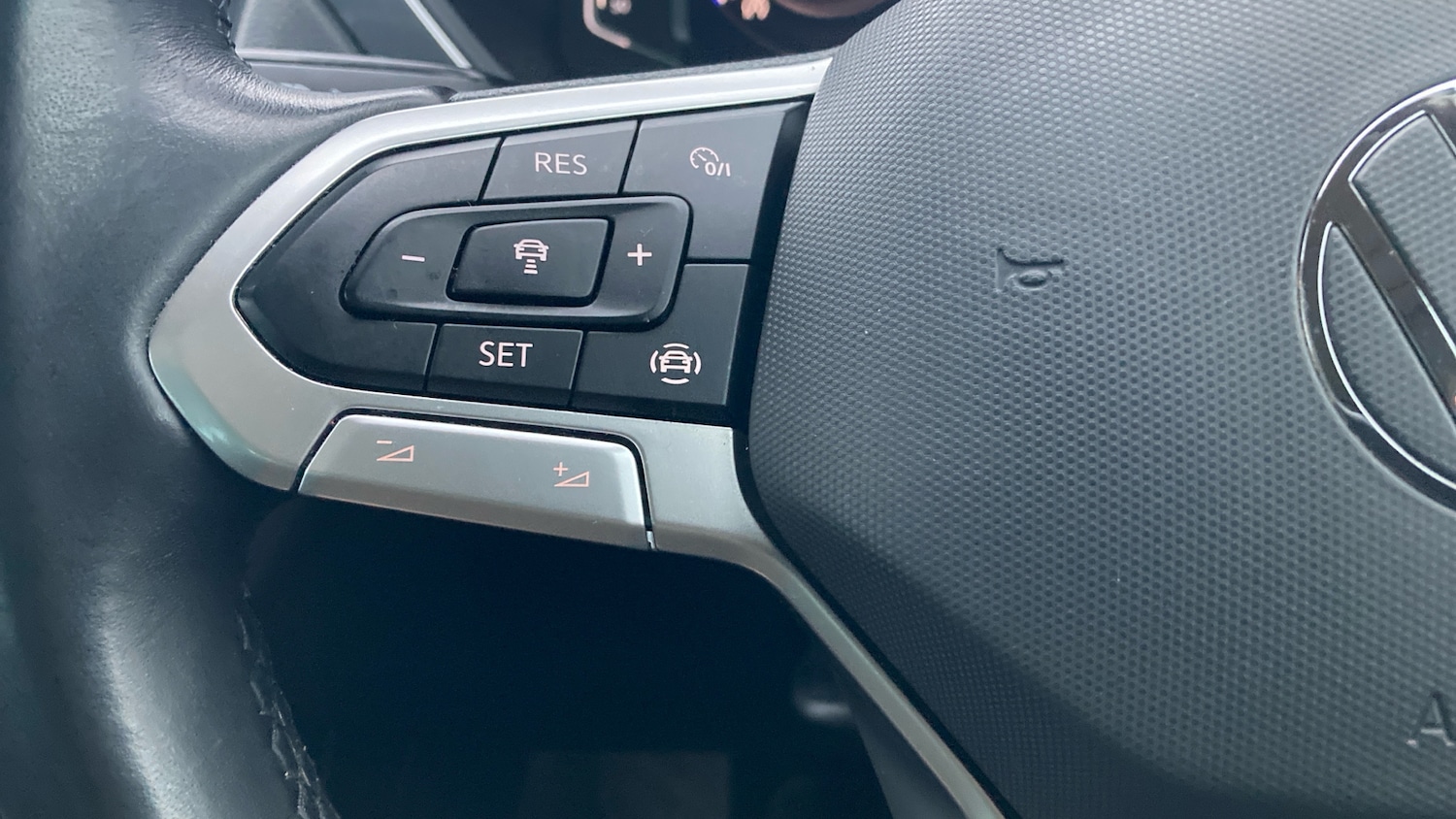 Used Volkswagen Tiguan 2021 for sale - 77578695: Photo 31