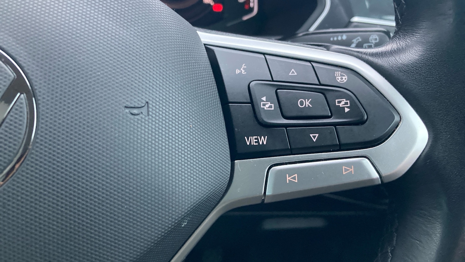 Used Volkswagen Tiguan 2021 for sale - 77578695: Photo 32