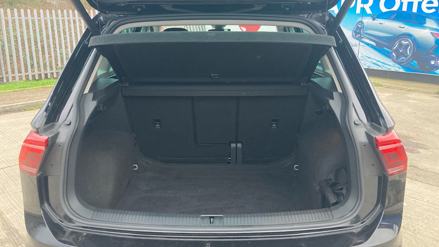 Used Volkswagen Tiguan 2021 for sale - 77578695: Photo 4