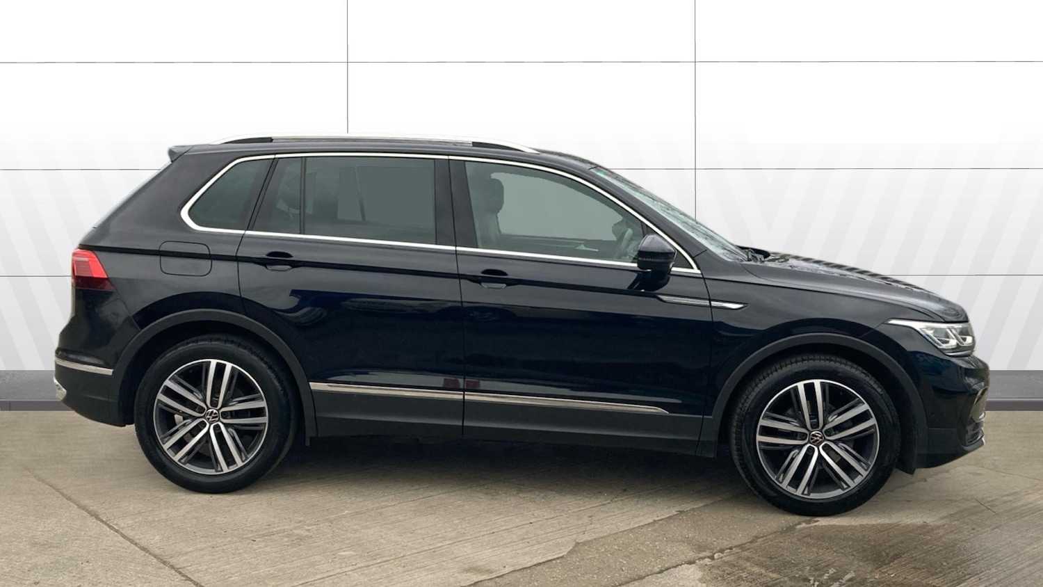 Used Volkswagen Tiguan 2021 for sale - 77578695: Photo 5
