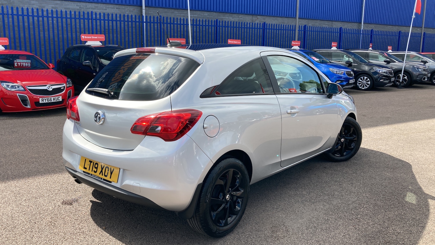 Vehicle 29