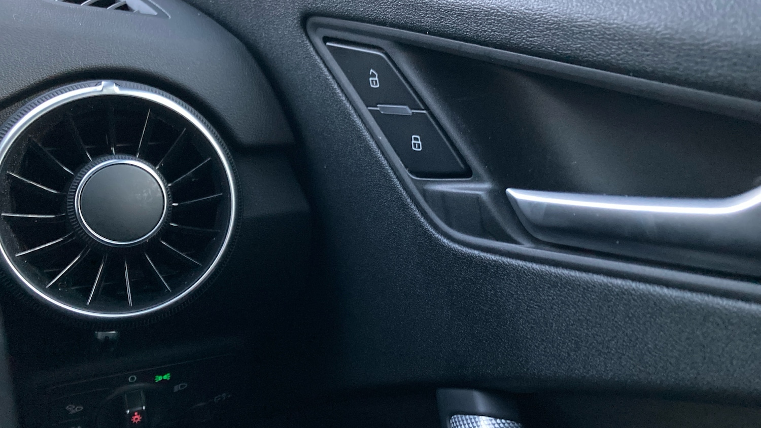 Used Audi TT 2016 for sale - 76807390: Photo 38