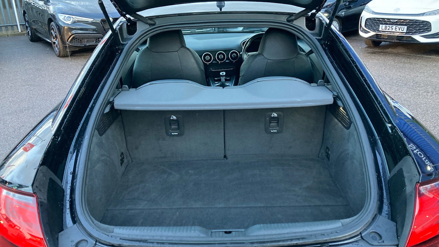 Used Audi TT 2016 for sale - 76807390: Photo 4