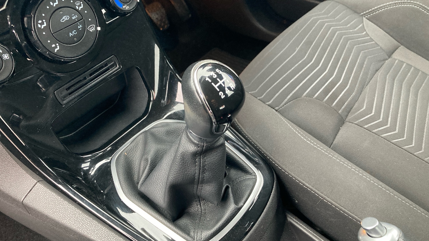 Used Ford Fiesta 2014 for sale - 76779243: Photo 13