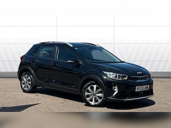 Used Kia Stonic 2023 for sale - 79287680: Photo