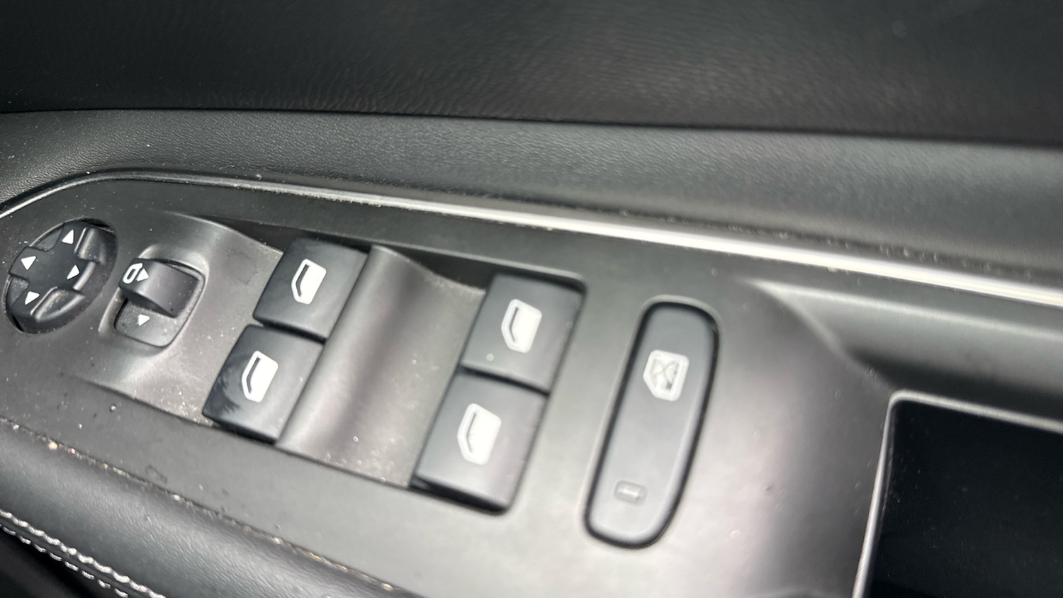 Used Peugeot 3008 2019 for sale - 76627898: Photo 43