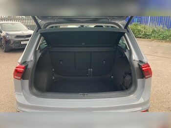 Used Volkswagen Tiguan 2020 for sale - 76391603: Photo