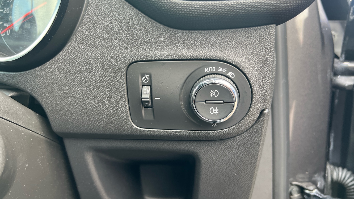 Used Vauxhall Crossland 2021 for sale - 76844767: Photo 21