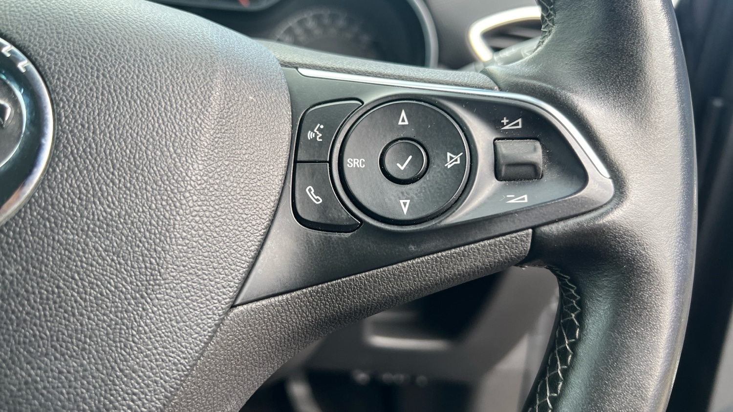 Used Vauxhall Crossland 2021 for sale - 76844767: Photo 22