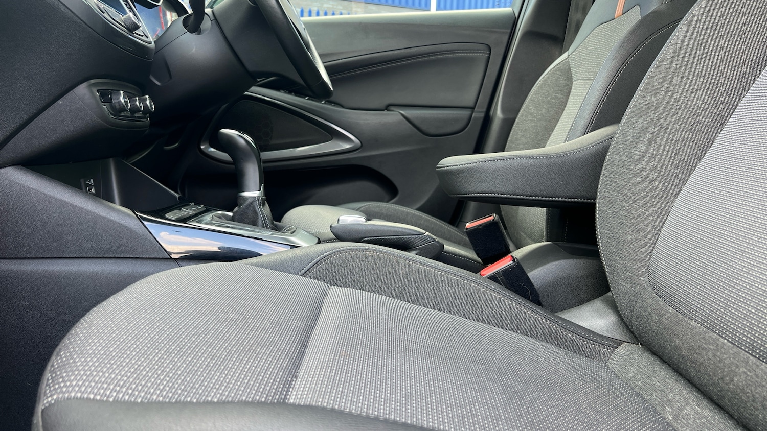 Used Vauxhall Crossland 2021 for sale - 76844767: Photo 29