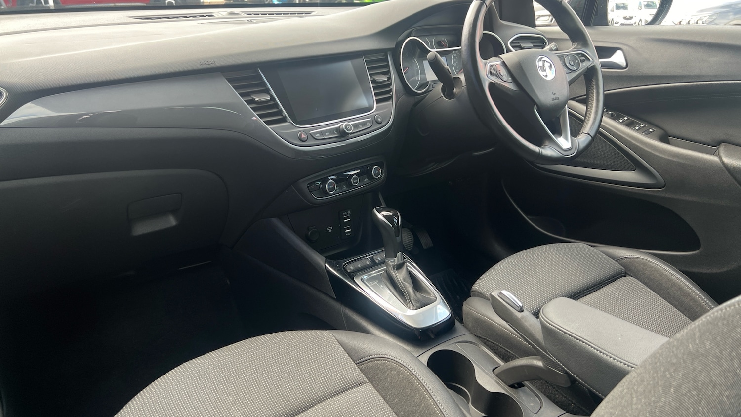 Used Vauxhall Crossland 2021 for sale - 76844767: Photo 9