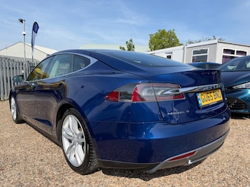 Used Tesla Model S 2015 for sale - 78672272: Photo
