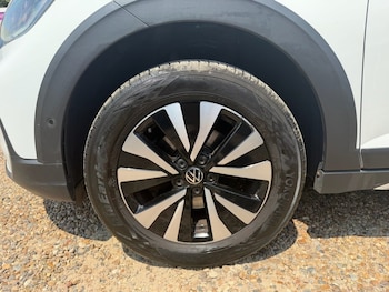 Used Volkswagen Taigo 2023 for sale - 79265249: Photo