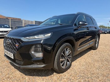 Used Hyundai Santa Fe 2018 for sale - 78974811: Photo