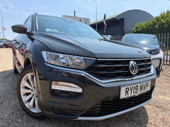 Used Volkswagen T-Roc 2019 for sale - 79233258: Photo