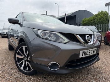 Used Nissan Qashqai 2015 for sale - 78850337: Photo